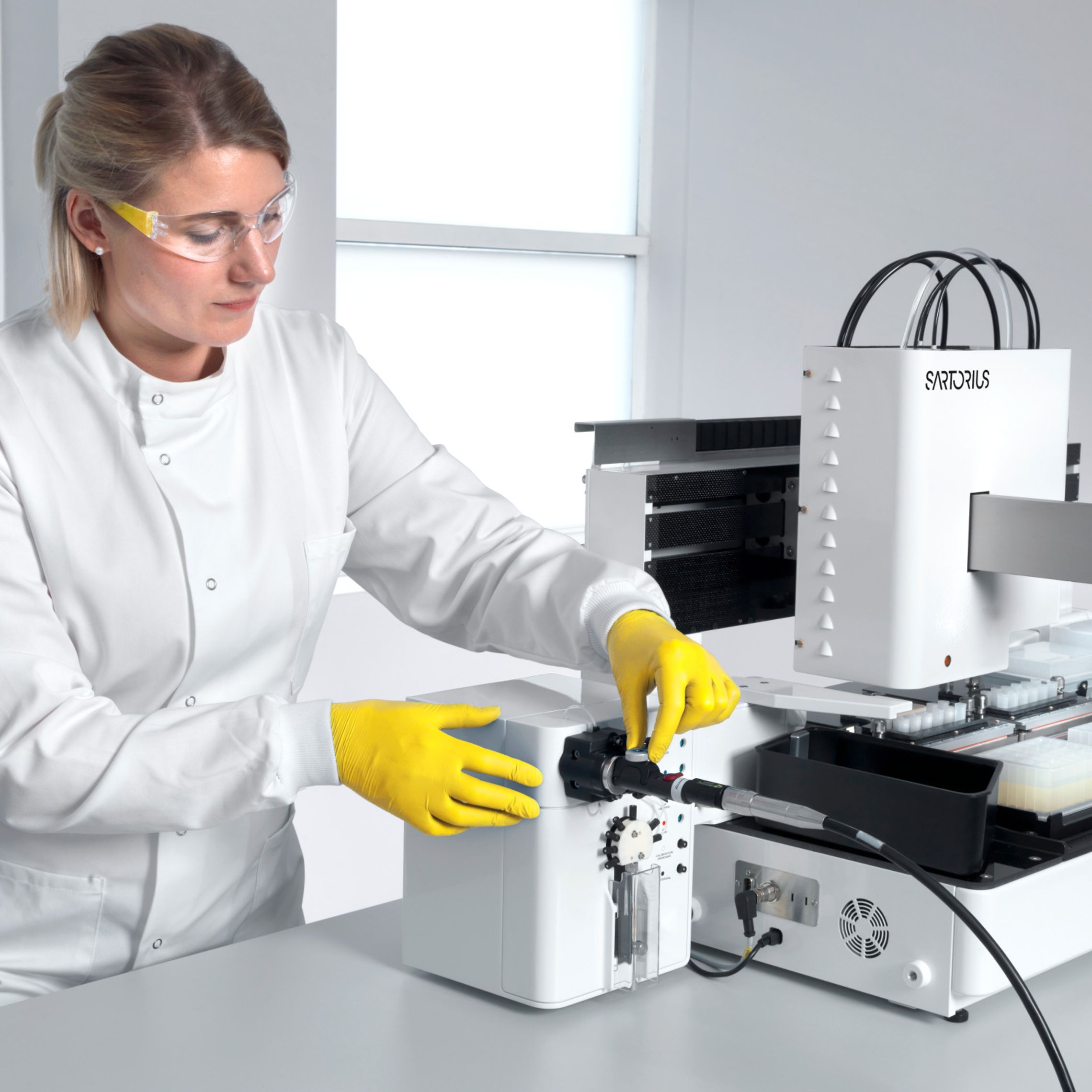 Condor Analyzer Sensors and Process Analyzers for Real-Time Data Analysis | Sartorius